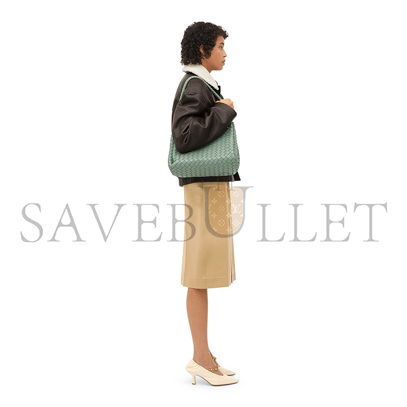 BOTTEGA VENETA LARGE PARACHUTE 796571VCPPT3401 (30*26*20cm) BOTTEGA VENETA LARGE PARACHUTE 796571VCPPT3401 (30*26*20cm)
